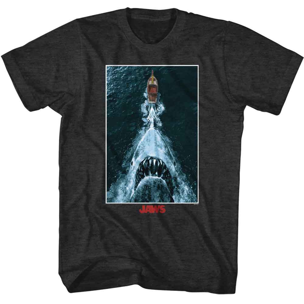 JAWS Eye-Catching T-Shirt, CHASING BOAT POSTER