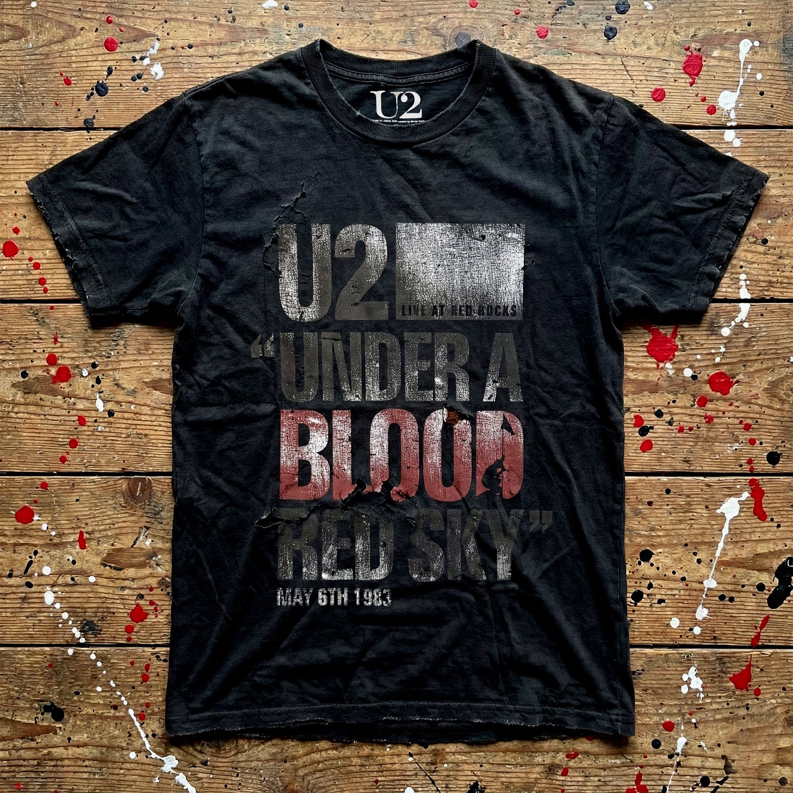 U2 Carbon T-Shirt, Blood Red Sky Live