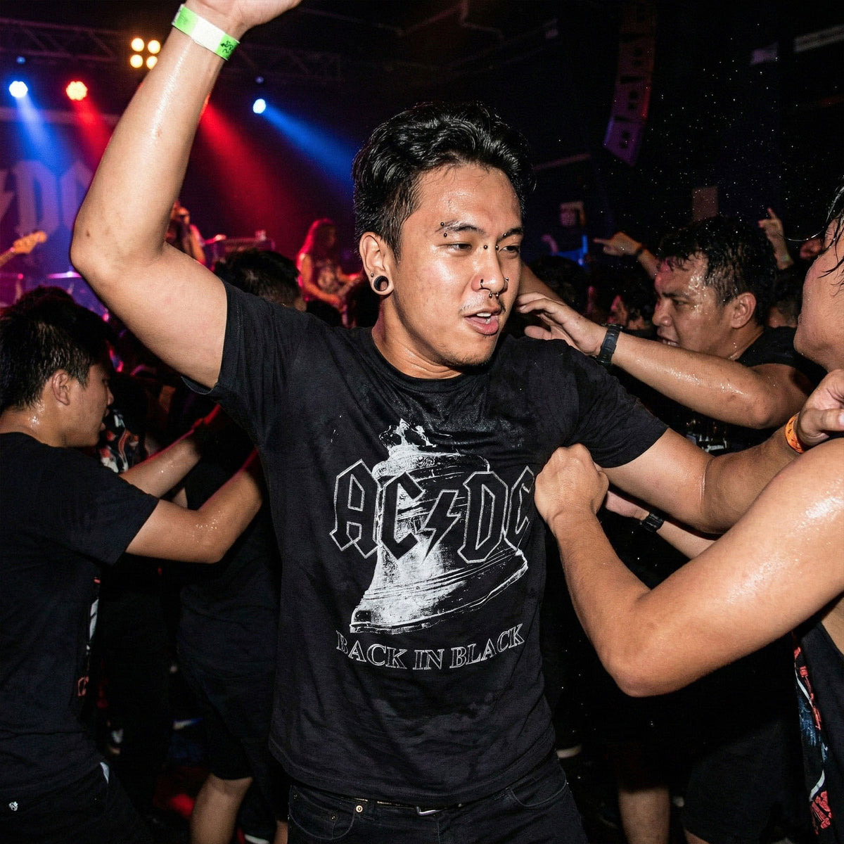 AC/DC Carbon T-Shirt, Back In Black Bell
