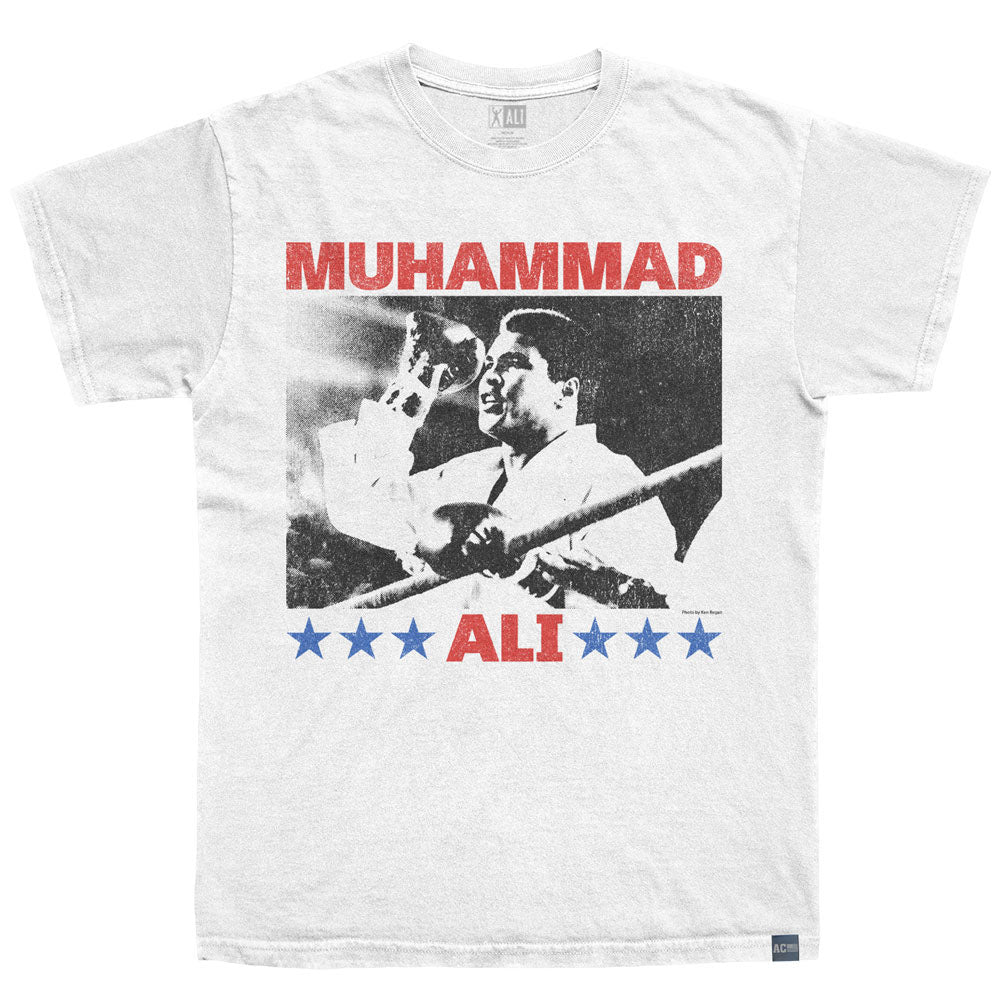 MUHAMMAD ALI Made in USA T-Shirt, RAISING FIST