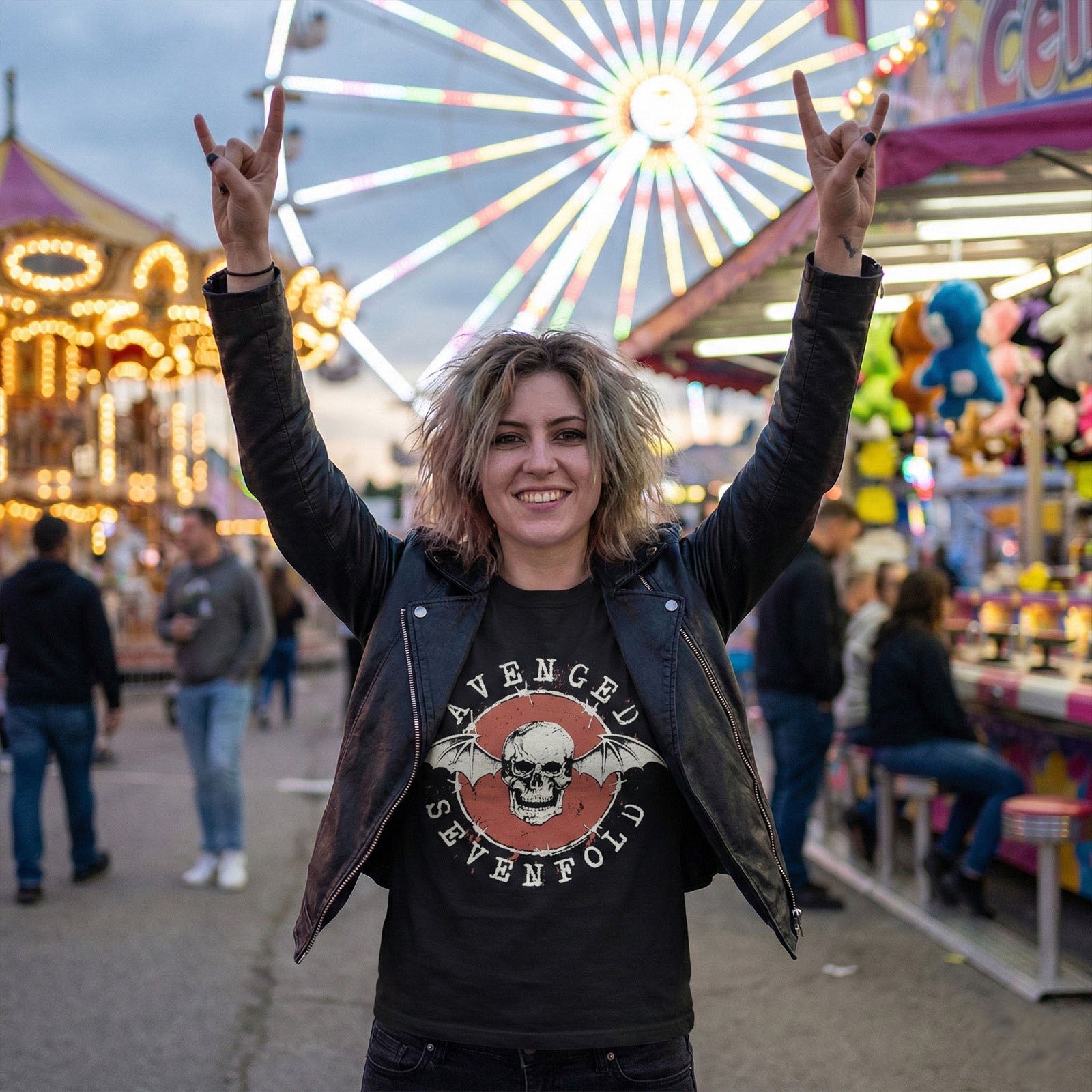 AVENGED SEVENFOLD Carbon T-Shirt, Deathbat Red Circle