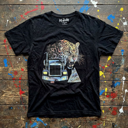 DEF LEPPARD Attractive T-Shirt, Truck