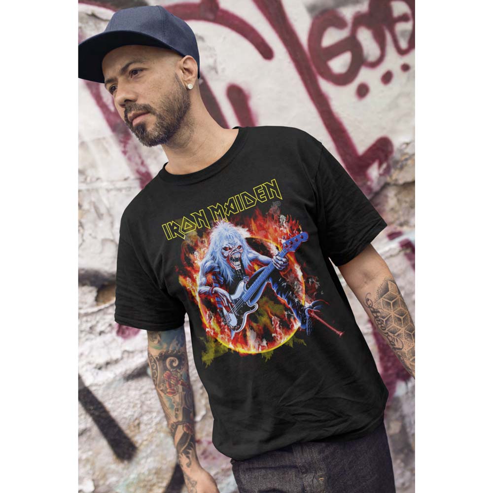 IRON MAIDEN Eye-Catching T-Shirt, Flaming Circle