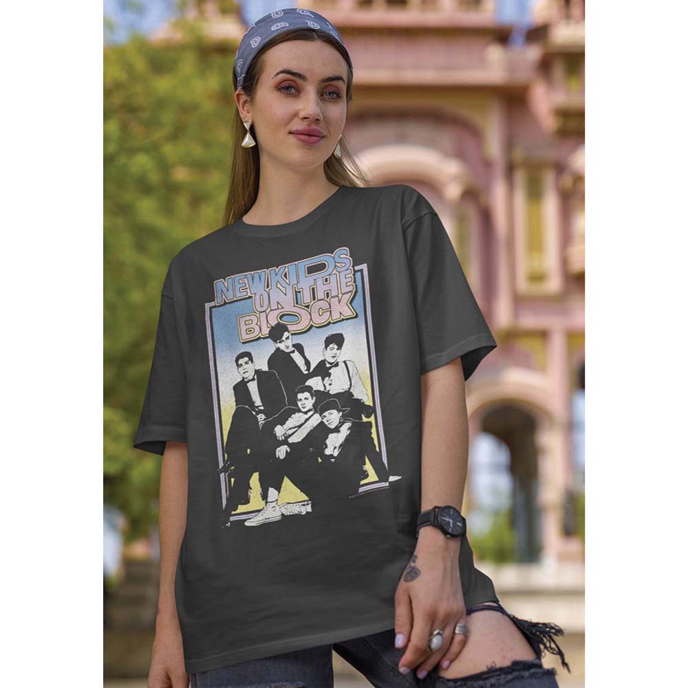 NEW KIDS ON THE BLOCK Eye-Catching T-Shirt, Suits