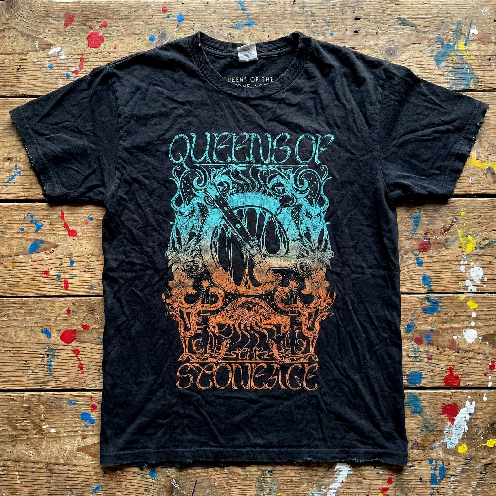 QUEENS OF THE STONE AGE Carbon T-Shirt, Montage