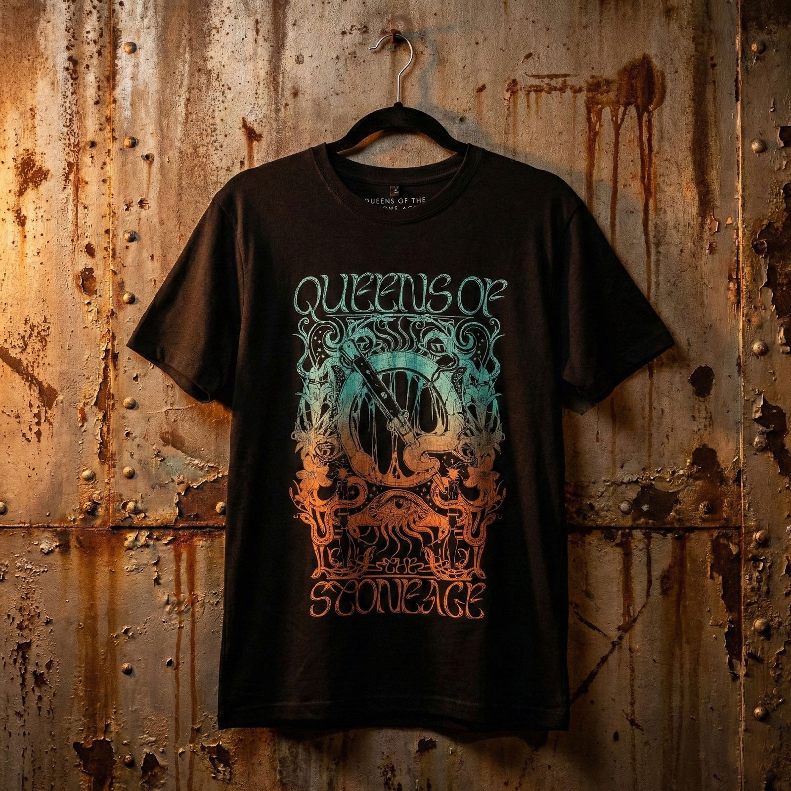 QUEENS OF THE STONE AGE Carbon T-Shirt, Montage