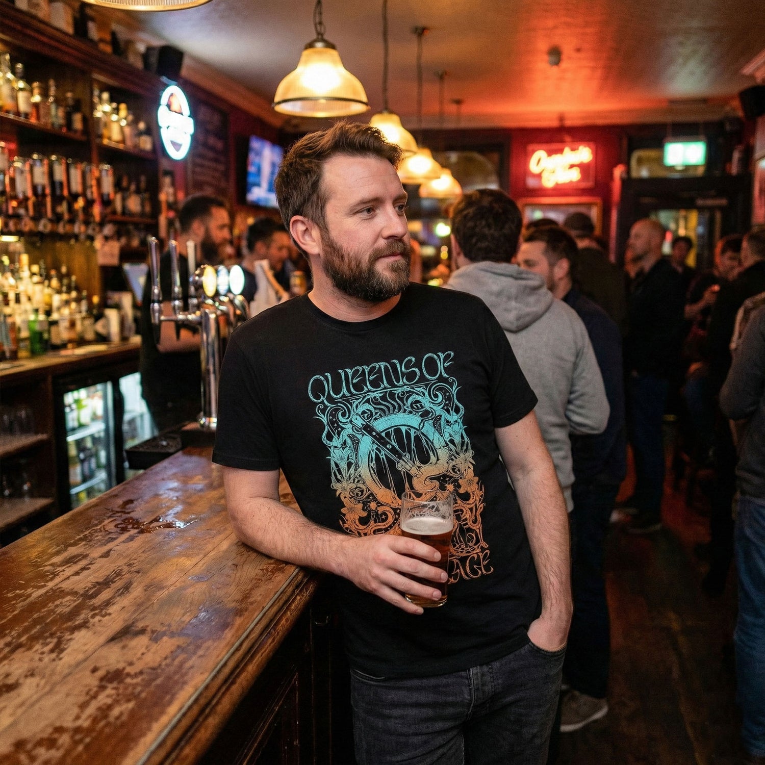 QUEENS OF THE STONE AGE Carbon T-Shirt, Montage