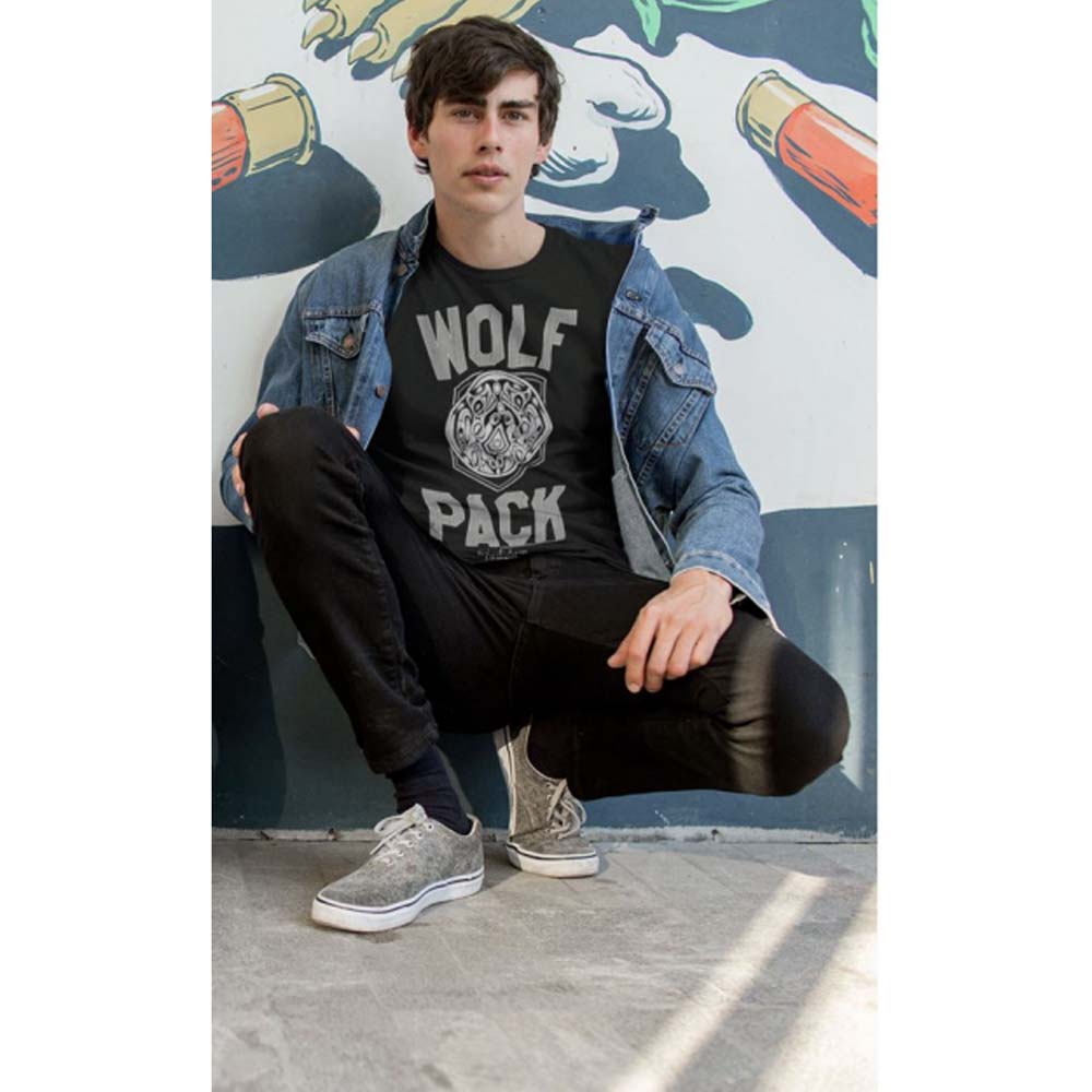 TWILIGHT Eye-Catching T-Shirt, Wolf Pack