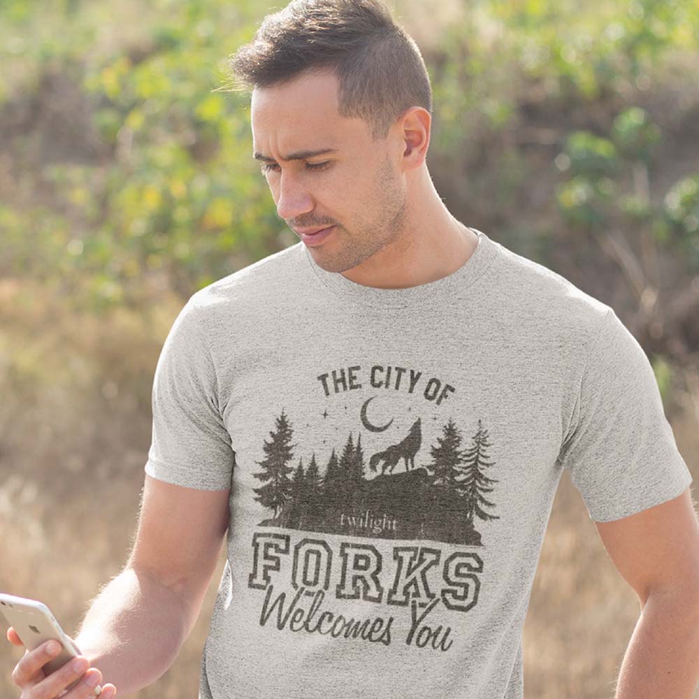 TWILIGHT Eye-Catching T-Shirt, The City of Forks