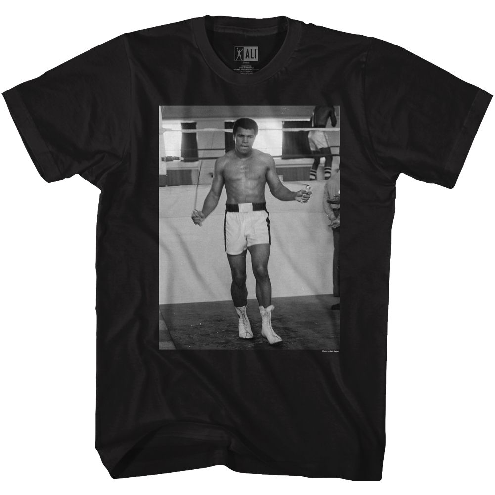 MUHAMMAD ALI Eye-Catching T-Shirt, Jumpin Rope