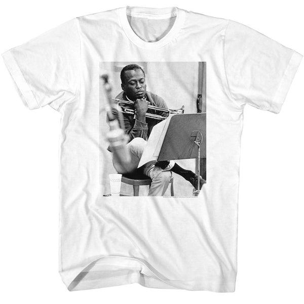 MILES DAVIS Eye-Catching T-Shirt, Contemplative